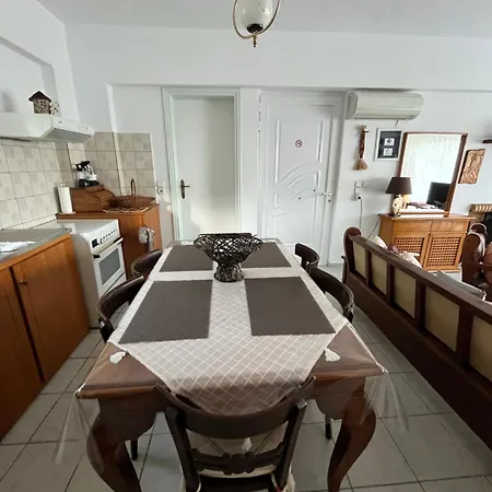 Apartment Panormitis House *